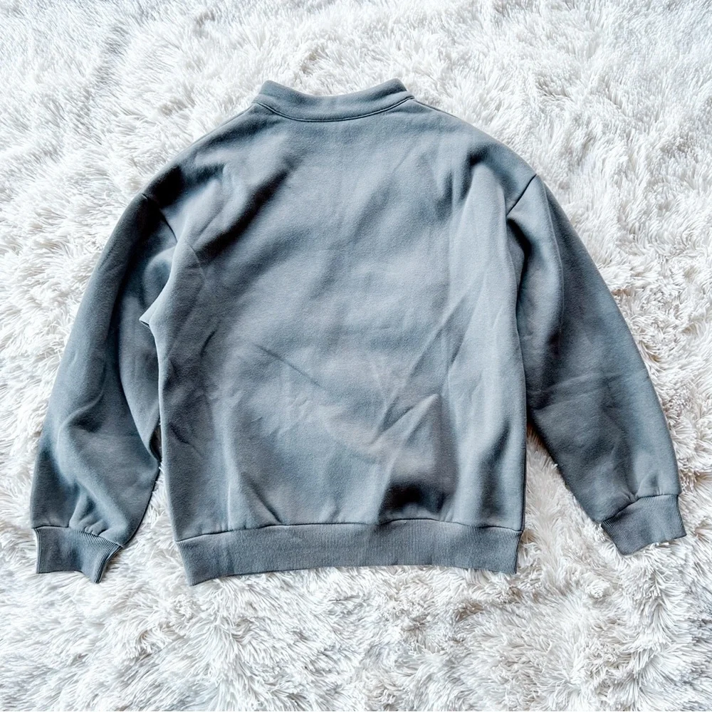 Sweatsuit Set - Picture 4 of 7